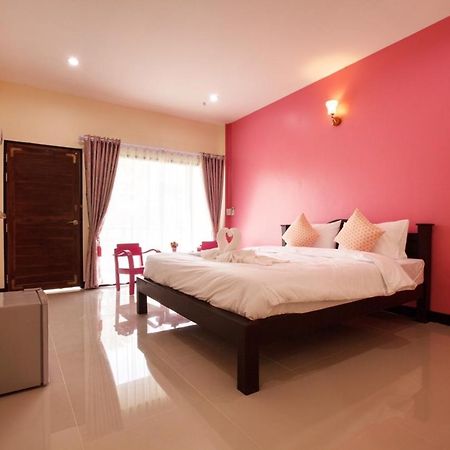 โรงแรมบ้านมะกรูด Baan Ma Grood Hotel Phayao Exterior photo